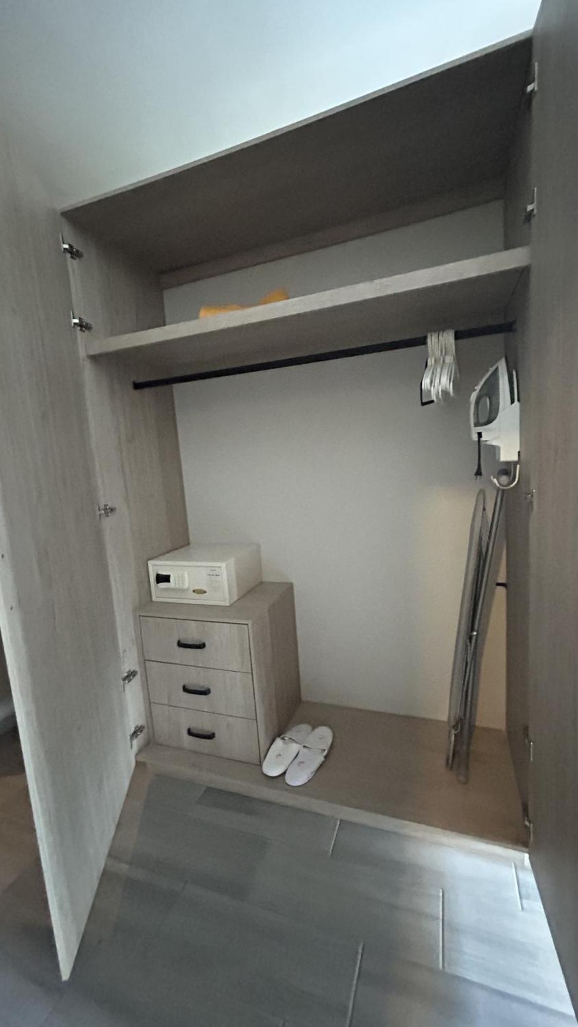 Suites Athos4 Cancún Exteriör bild