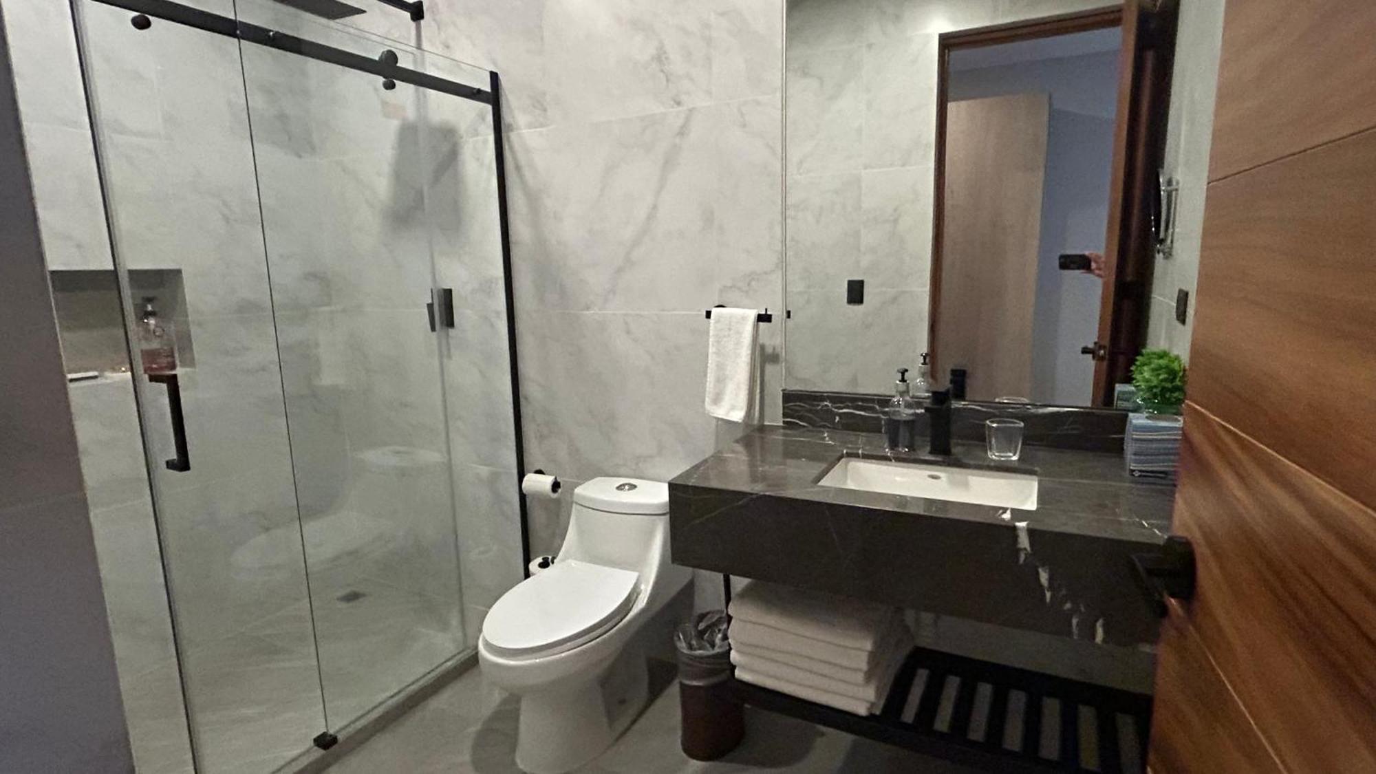 Suites Athos4 Cancún Exteriör bild
